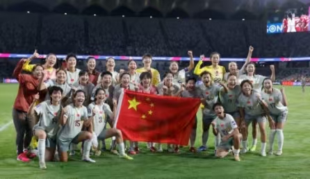 三连胜！中国女足，小组第一晋级！